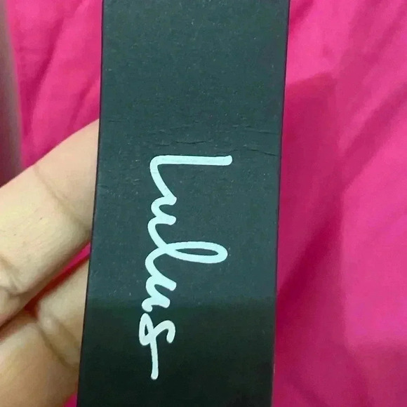 Lulus Color Me Cute Tie Front Flutter Sleeve Romper XL - Picture 6 of 6